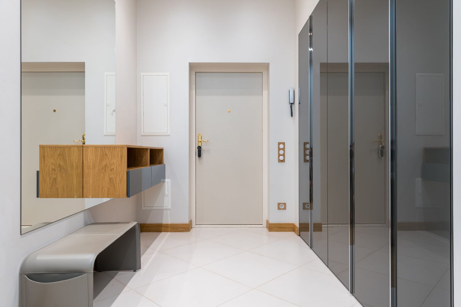 Attico ristrutturato a San Giovanni – 13/15